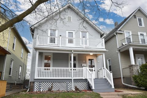 Photo of 936 S 74th St, West Allis, WI 53214 (MLS # 1956090)