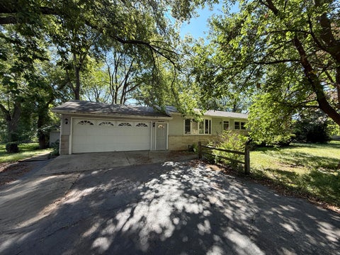 Photo of 370 S Allen Rd, Brookfield, WI 53186 (MLS # 1979332)