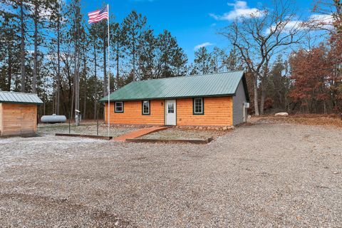 Photo of N9751 Parkway Rd, Stephenson, WI 54114 (MLS # 1945521)