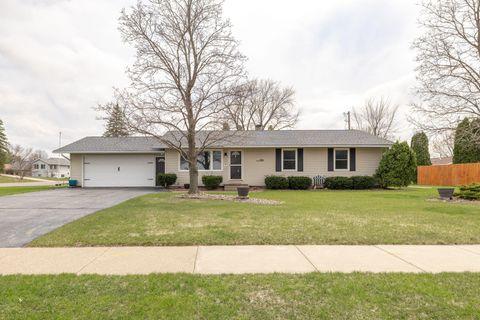 Photo of 528 Riders Club Rd, Onalaska, WI 54650 (MLS # 1958192)