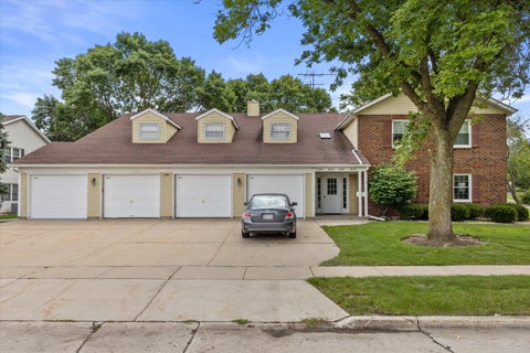 Photo of 8073 43rd Ave, Kenosha, WI 53142 (MLS # 1977399)