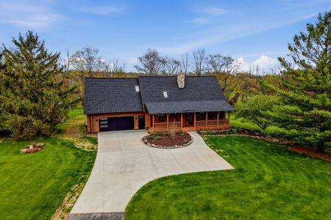 Photo of N7479 Willow Rd, Herman, WI 53073 (MLS # 1962683)