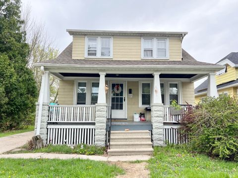 Photo of 4831 N 19th Pl, Milwaukee, WI 53209 (MLS # 1961892)