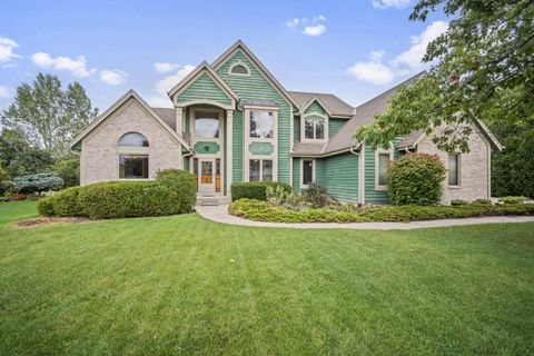 Photo of 5232 W Princeton Pines Ct, Franklin, WI 53132 (MLS # 1936712)