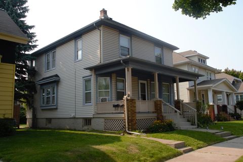 Photo of 1328 Arthur Ave, Racine, WI 53405 (MLS # 1948766)