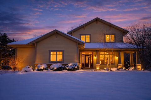 Photo of N54W16349 Westwind Dr, Menomonee Falls, WI 53051 (MLS # 1944898)