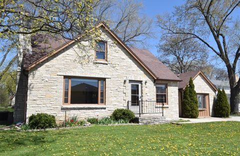 Photo of 12814 W Hampton Ave, Butler, WI 53007 (MLS # 1959294)