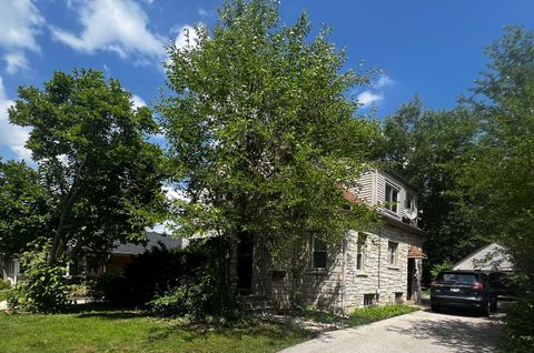 Photo of 3128 S 97th St, Milwaukee, WI 53227 (MLS # 1951982)