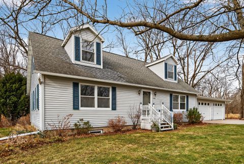 Photo of 225 Juneau St, Lowell, WI 53557 (MLS # 1944241)