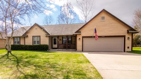 Photo of 1236 N Water St, Watertown, WI 53098 (MLS # 1957569)