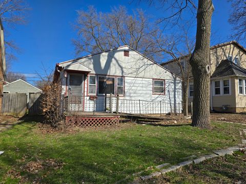 Photo of 6128 N 38th St, Milwaukee, WI 53209 (MLS # 1958004)