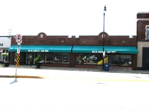 Photo of 1409 Washington Ave, Racine, WI 53403 (MLS # 1972823)
