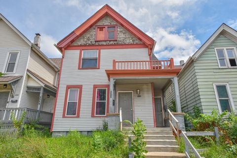 Photo of 2220 N Holton St, Milwaukee, WI 53212 (MLS # 1930836)