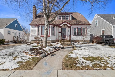 Photo of 7536 28th Ave, Kenosha, WI 53143 (MLS # 1954685)