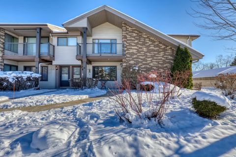 Photo of W176N9734 Riversbend Cir East -, Germantown, WI 53022 (MLS # 1944784)