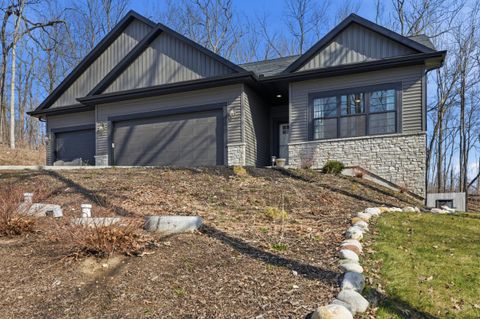 Photo of W433 Helen Ln, Osceola, WI 53010 (MLS # 1956657)