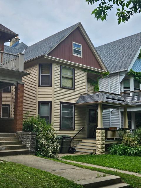 Photo of 2577 N Frederick Ave, Milwaukee, WI 53211 (MLS # 1923214)