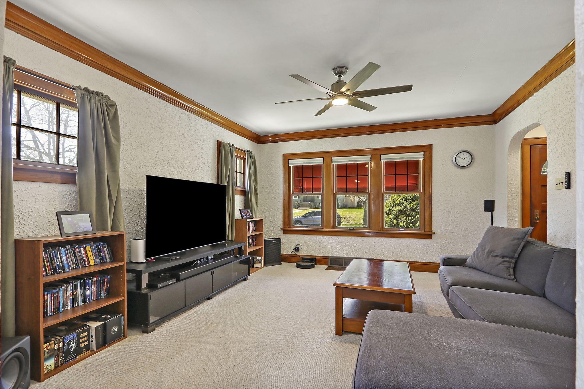 Kenosha, Wisconsin 53144, United States, 2 Bedrooms Bedrooms, ,2 BathroomsBathrooms,Residential,Pending,127111