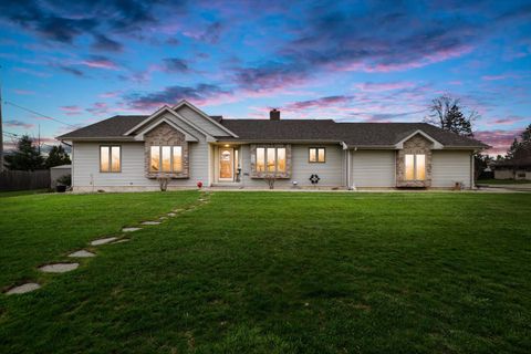 Photo of 4675 78th St, Pleasant Prairie, WI 53142 (MLS # 1957717)