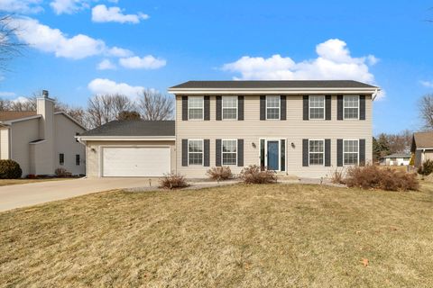 Photo of N7848 Maple Ridge Rd, Ixonia, WI 53066 (MLS # 1952763)