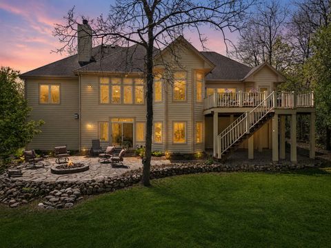 Photo of 5100 Richmond Dr, Caledonia, WI 53406 (MLS # 1962948)