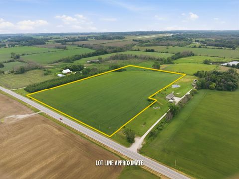 Photo of LT2 310 Hwy, Manitowoc Rapids, WI 54220 (MLS # 1968084)