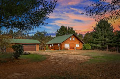 Photo of W1700 65TH St S, Lyndon, WI 53944 (MLS # 1940122)