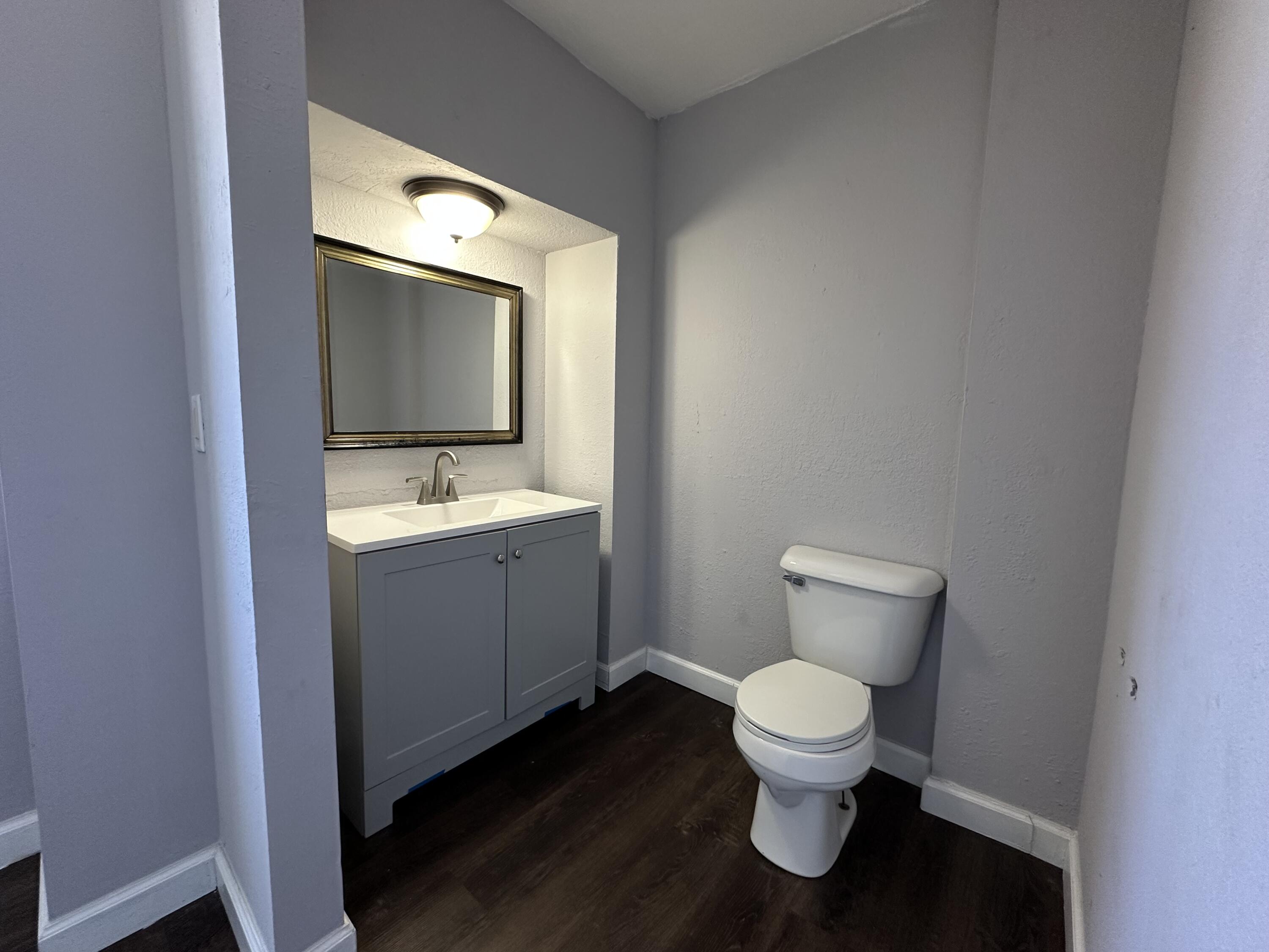 Kenosha, Wisconsin 53140, United States, 3 Bedrooms Bedrooms, ,2 BathroomsBathrooms,Residential,Active,86119