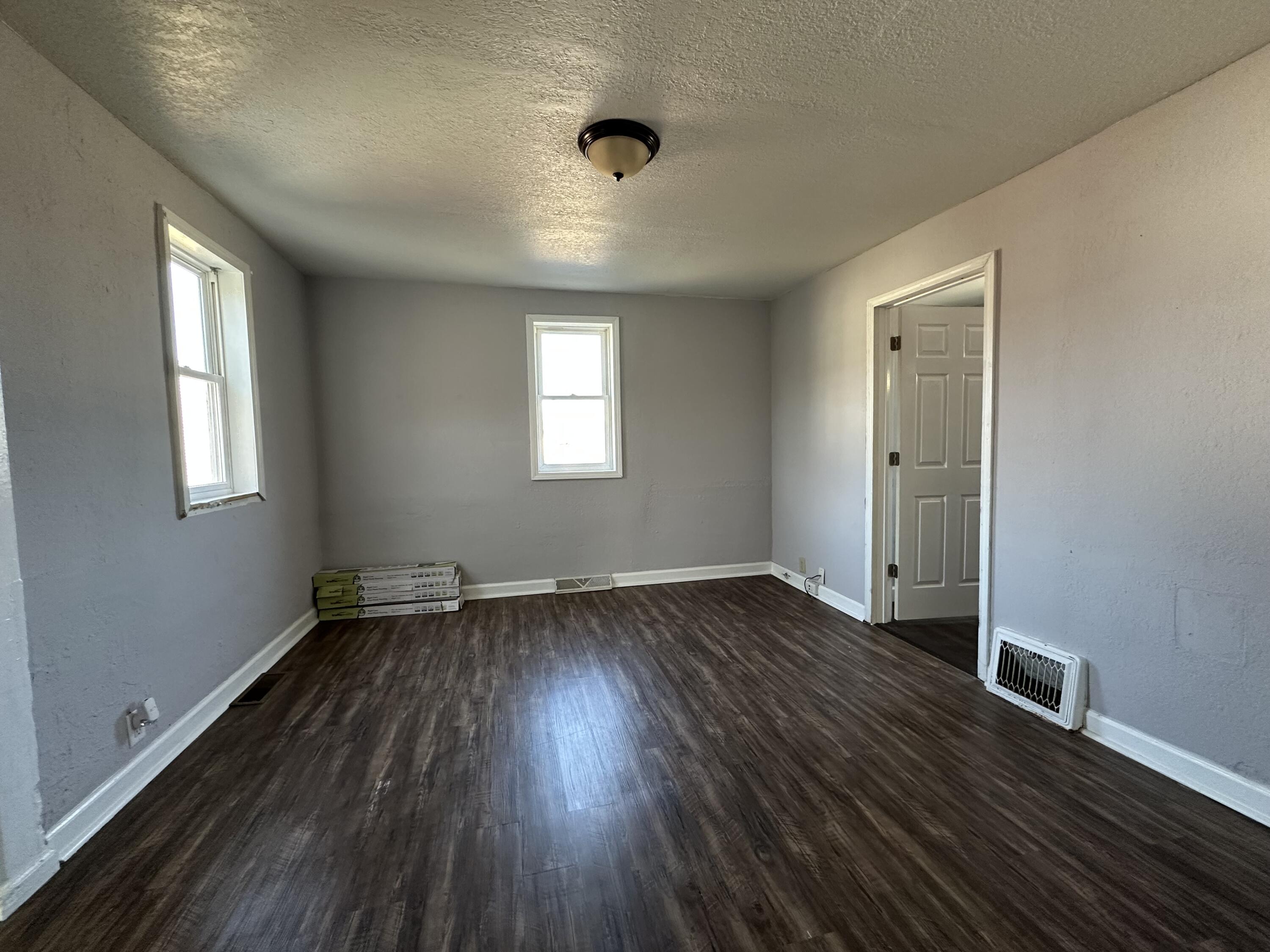 Kenosha, Wisconsin 53140, United States, 3 Bedrooms Bedrooms, ,2 BathroomsBathrooms,Residential,Active,86119