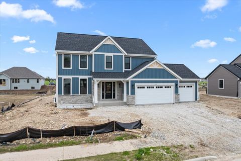 Photo of 1737 Hammock Ln, Oconomowoc, WI 53066 (MLS # 1960645)