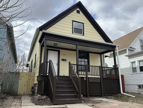 Photo of 1801 S 77th St, West Allis, WI 53214 (MLS # 1954199)