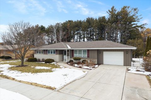 Photo of 814 Huron Ave, Oostburg, WI 53070 (MLS # 1950172)