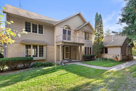 Photo of S57W29537 Saylesville Rd, Genesee, WI 53189 (MLS # 1983830)
