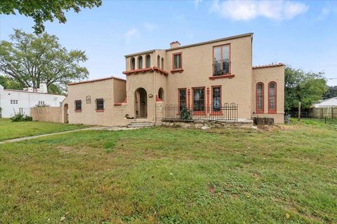 Photo of 2116 S 108th St, West Allis, WI 53227 (MLS # 1936518)