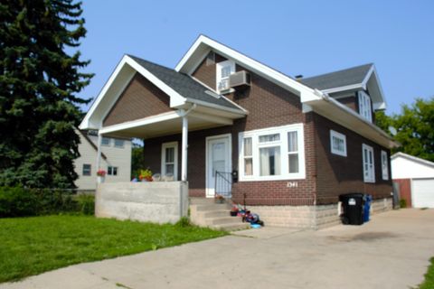 Photo of 1341 Ohio St, Racine, WI 53405 (MLS # 1959139)