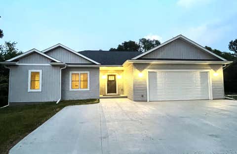 Photo of 9600 S Howell Ave, Oak Creek, WI 53154 (MLS # 1972055)
