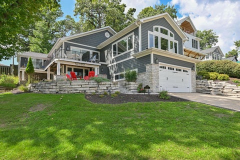 Photo of 2307 Cedar Point Dr, Delavan, WI 53115 (MLS # 1978540)