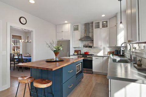MLS: 1909746