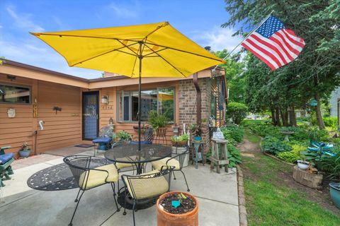 Photo of 6342 Cedar St, Wauwatosa, WI 53213 (MLS # 1933434)