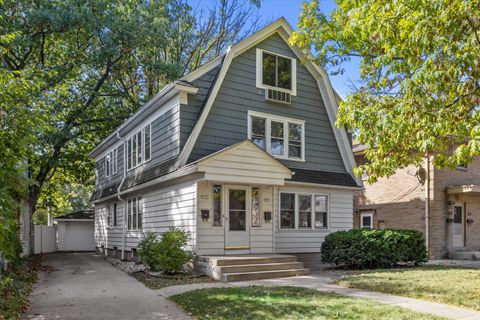 Photo of 3731 N Morris Blvd, Shorewood, WI 53211 (MLS # 1944363)