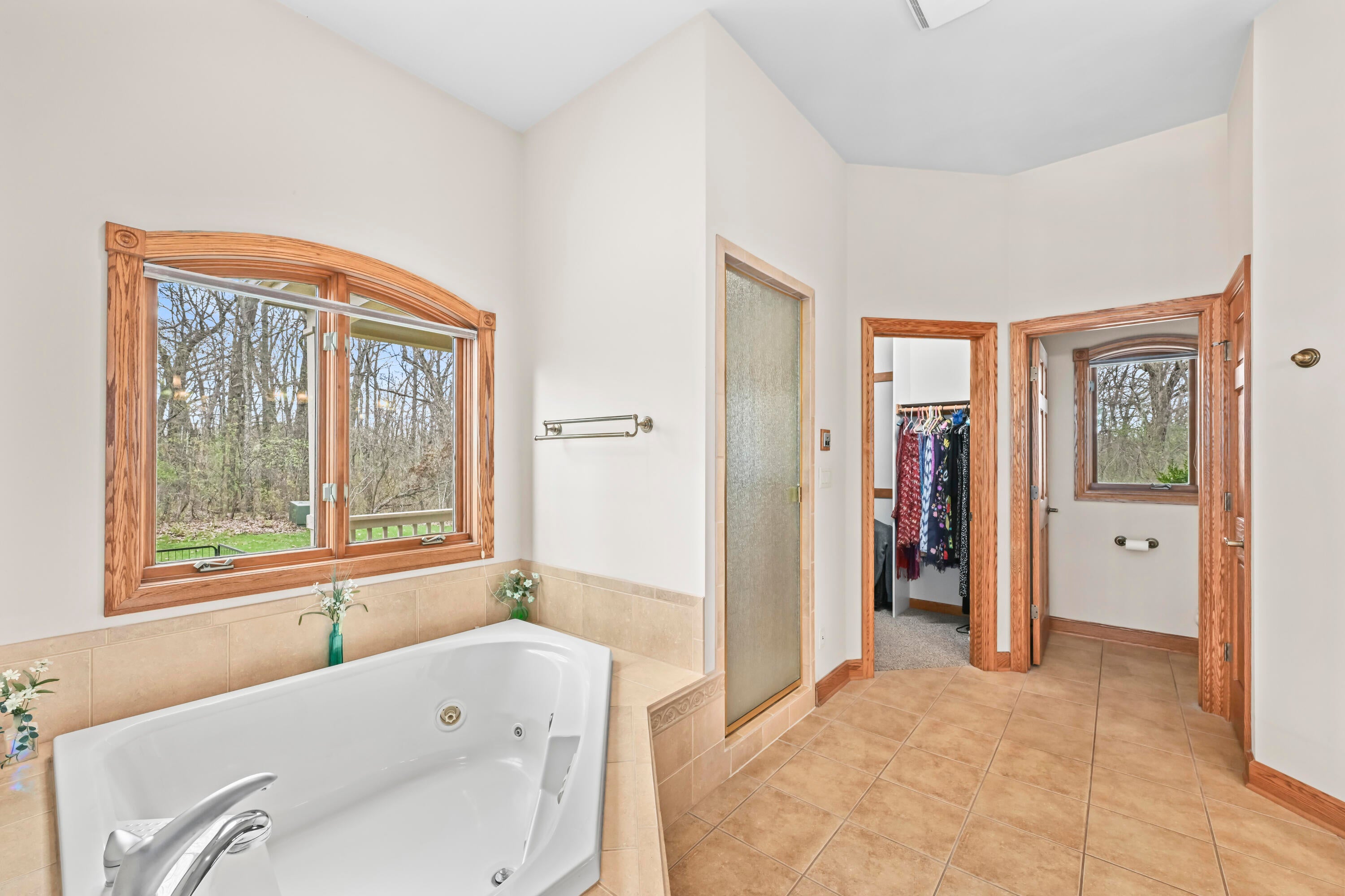 12301 W Ryan Rd, Franklin, WI, 53132, USA, 4 Bedrooms Bedrooms, ,5 BathroomsBathrooms,Residential,Pending,12301 W Ryan Rd,1974694