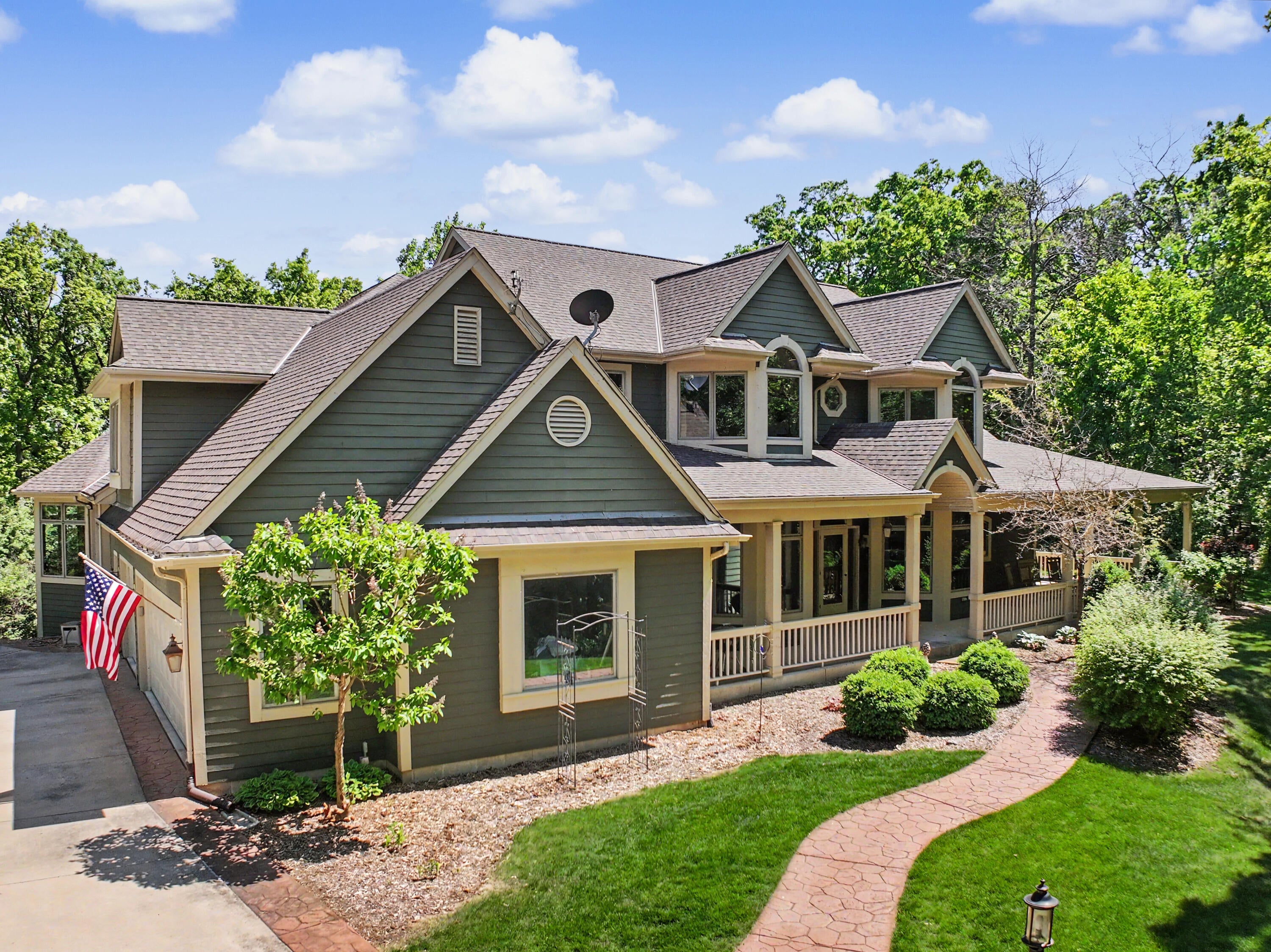 12301 W Ryan Rd, Franklin, WI, 53132, USA, 4 Bedrooms Bedrooms, ,5 BathroomsBathrooms,Residential,Pending,12301 W Ryan Rd,1974694