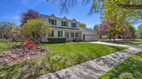 Photo of 87 Eastbrook Ln, Fond Du Lac, WI 54935 (MLS # 1964220)