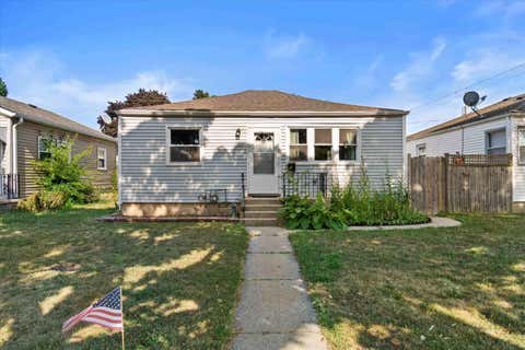 Photo of 3850 S 18th St, Milwaukee, WI 53221 (MLS # 1974566)