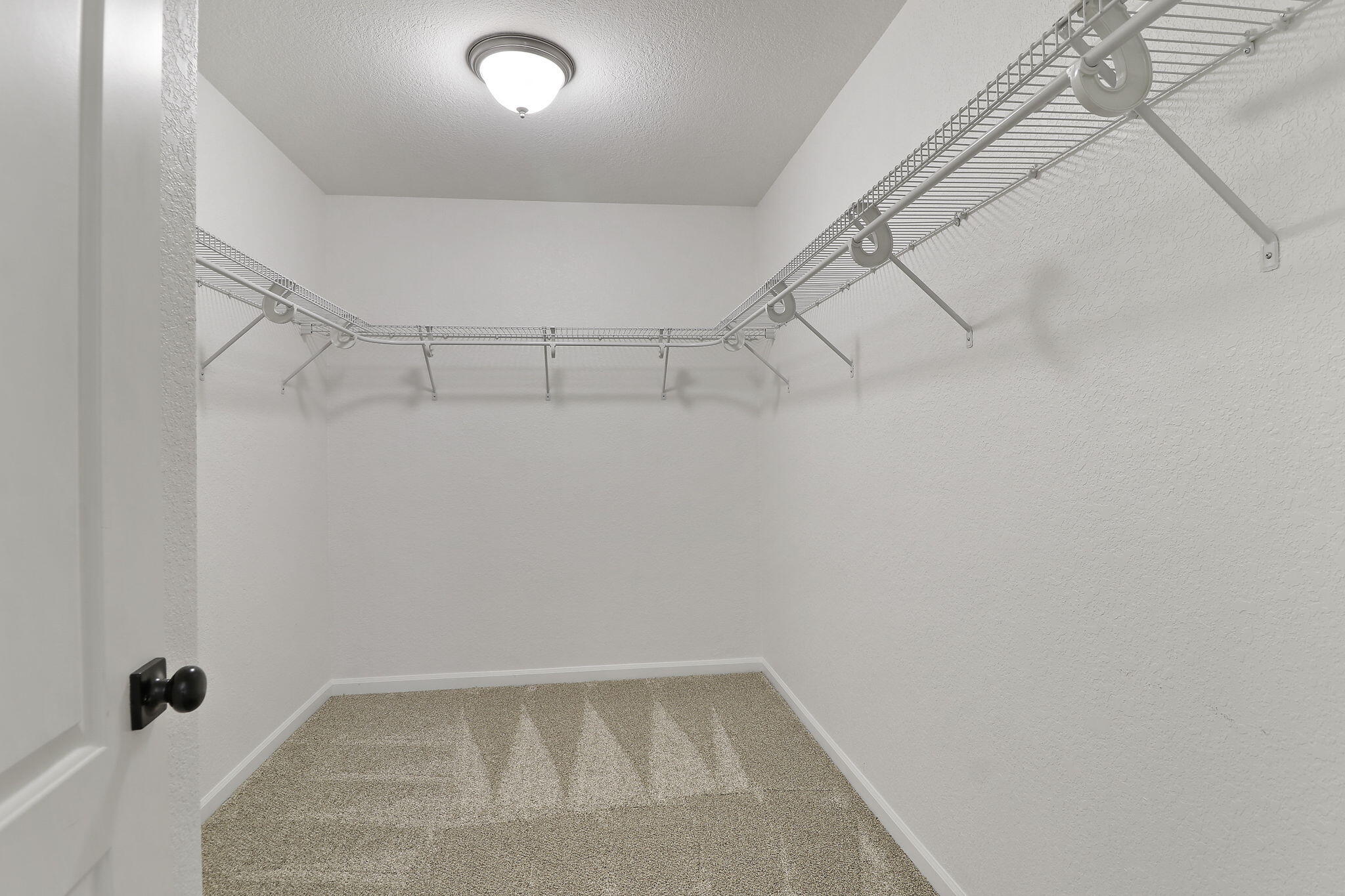 Kenosha, Wisconsin 53144, United States, 2 Bedrooms Bedrooms, ,3 BathroomsBathrooms,Residential,Active,172701