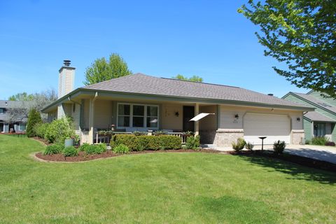 Photo of N77W15970 Settlers Ct, Menomonee Falls, WI 53051 (MLS # 1963976)