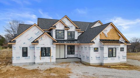 Photo of W257N5916 Autumn Way, Lisbon, WI 53089 (MLS # 1955670)