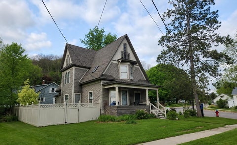 Photo of 776 E Haseltine St, Richland Center, WI 53581 (MLS # 1972343)