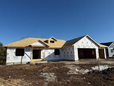 Photo of 168 Wild Goose Ln, Sheboygan Falls, WI 53085 (MLS # 1950097)