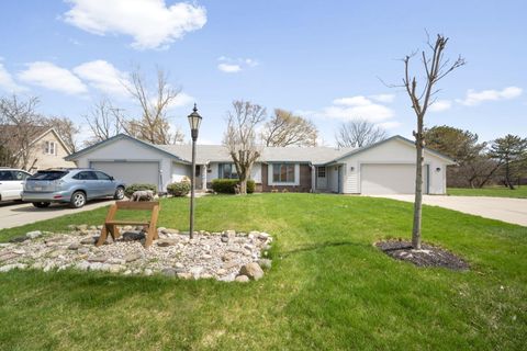 Photo of 8492 N Meadowside Ct, Brown Deer, WI 53223 (MLS # 1958128)